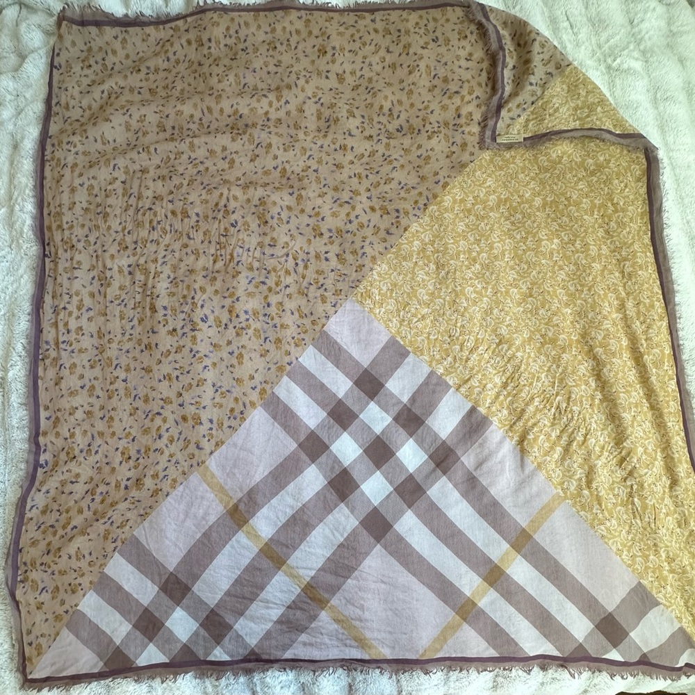 Pre-loved, gently used square multi-print Burberry silk blended scarf!